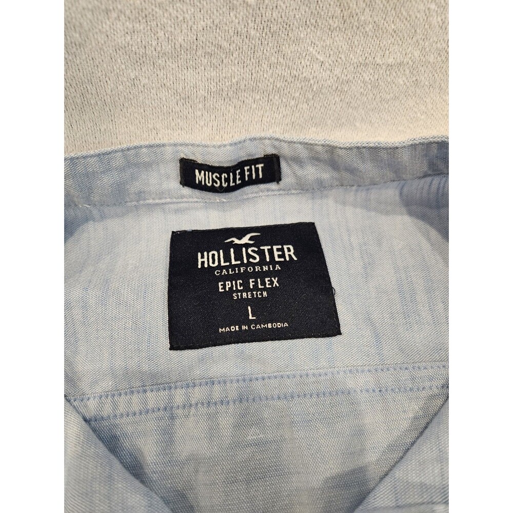 Hollister California Epic Flex Muscle Fit Light Blue Short Sleeve Shirt L